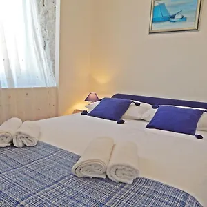 Moni Apartamento Split